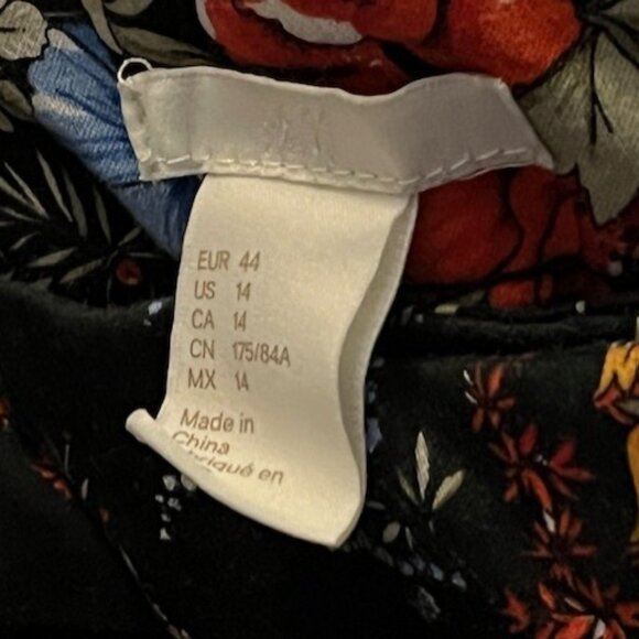 H&M Floral Jeans - Size 14 - Picture 4 of 4